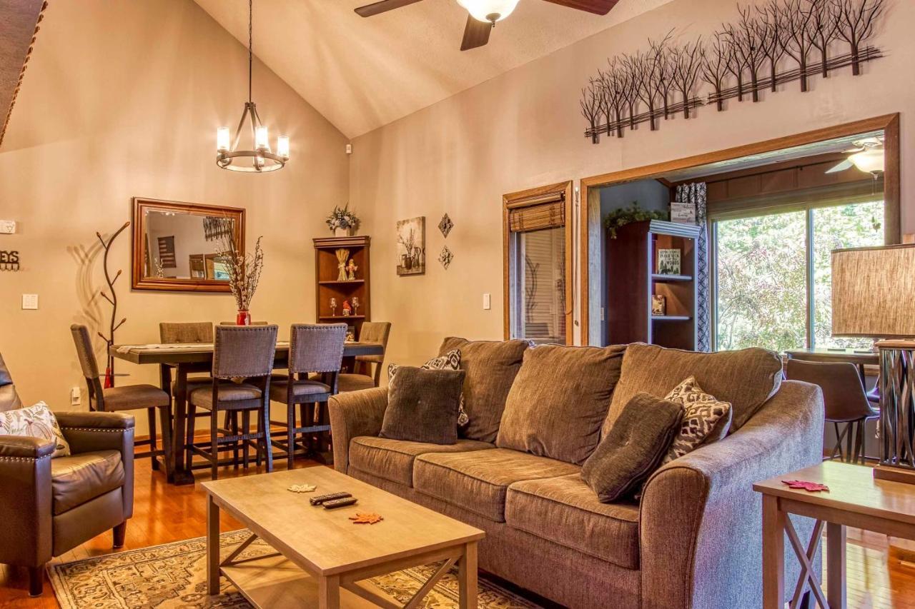 Cozy Cabin With Mountain Views Near Skylift Park! 蓋特林堡 外观 照片