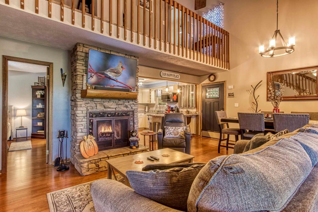 Cozy Cabin With Mountain Views Near Skylift Park! 蓋特林堡 外观 照片