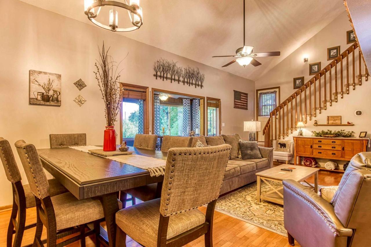 Cozy Cabin With Mountain Views Near Skylift Park! 蓋特林堡 外观 照片