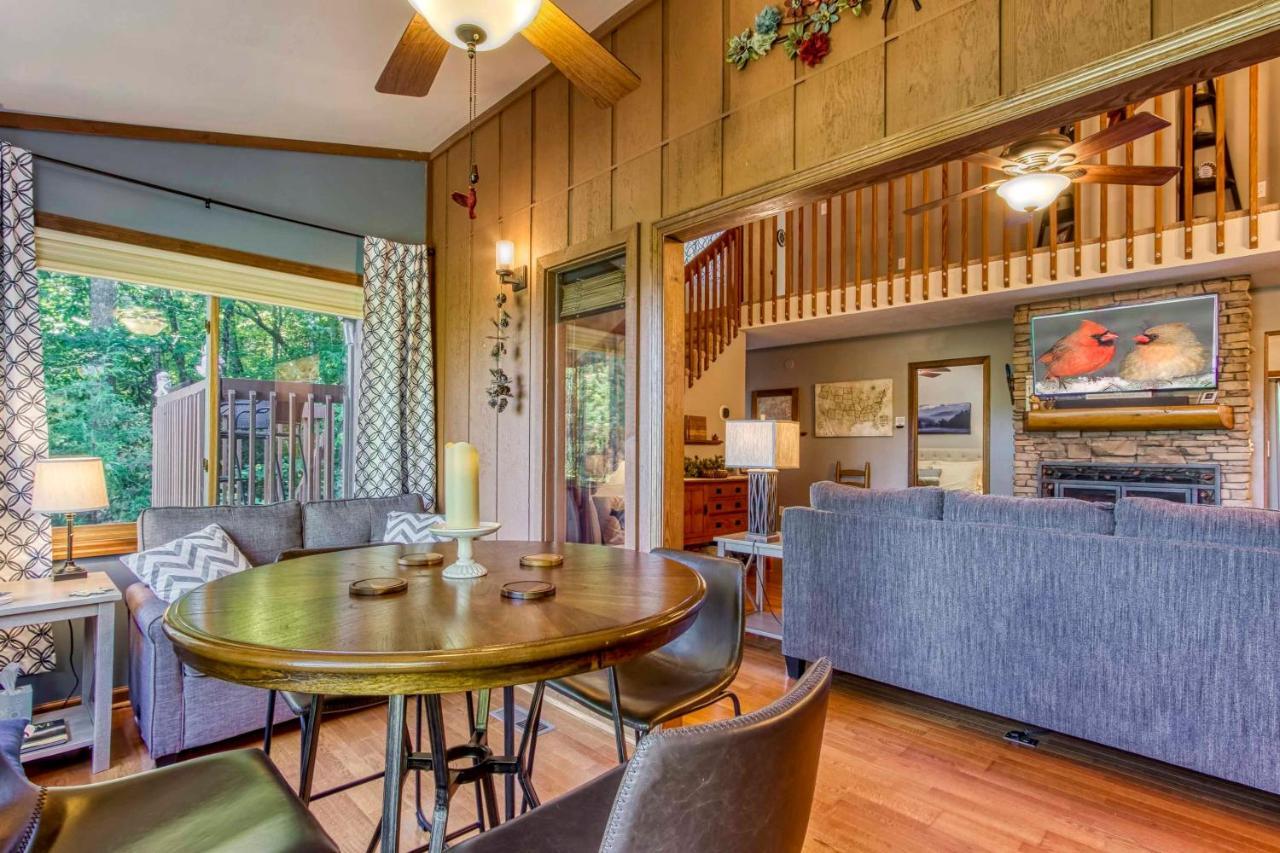 Cozy Cabin With Mountain Views Near Skylift Park! 蓋特林堡 外观 照片