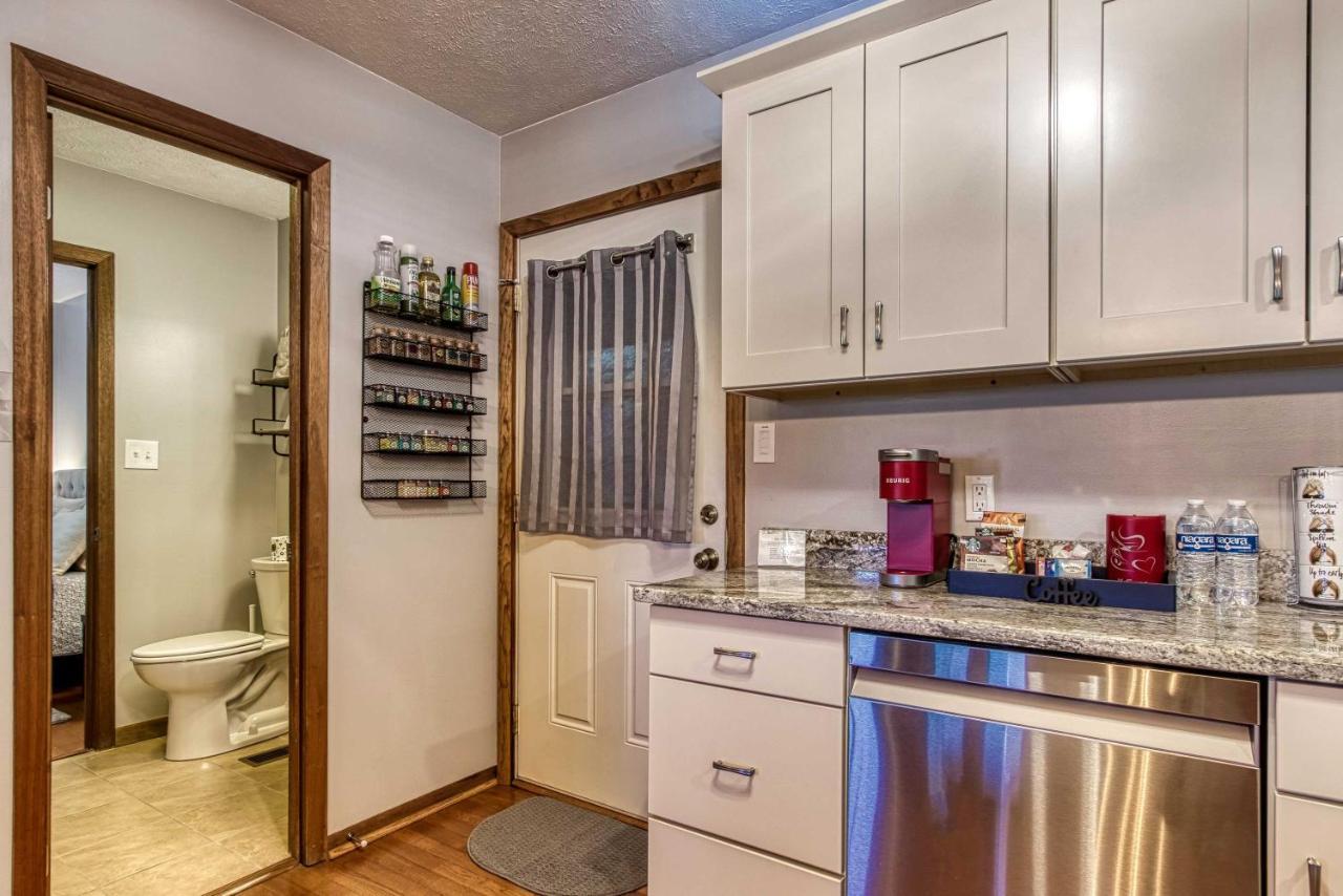 Cozy Cabin With Mountain Views Near Skylift Park! 蓋特林堡 外观 照片