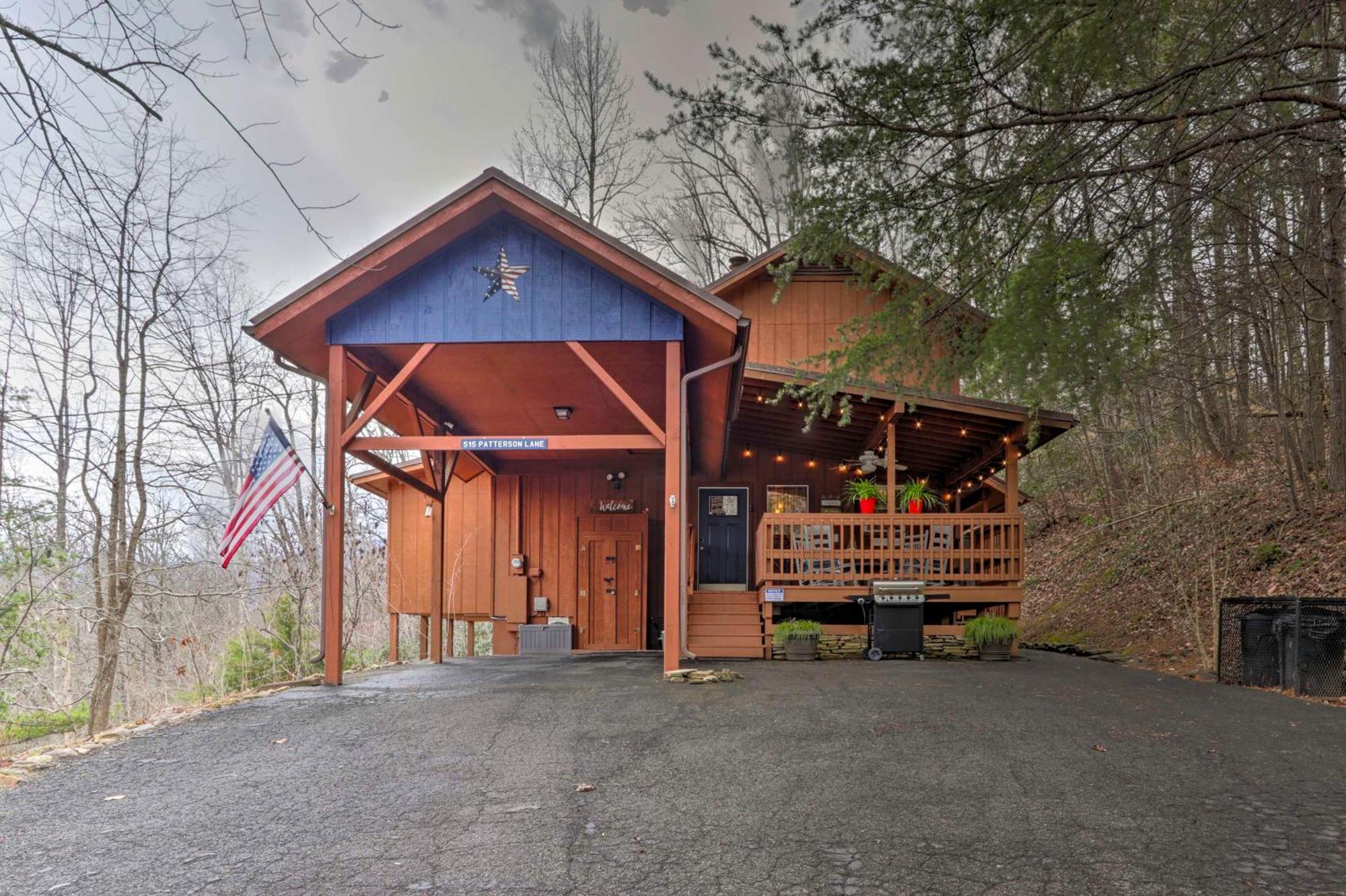 Cozy Cabin With Mountain Views Near Skylift Park! 蓋特林堡 外观 照片